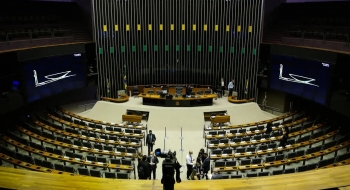 Câmara pauta urgência de projeto que equipara aborto ao homicídio